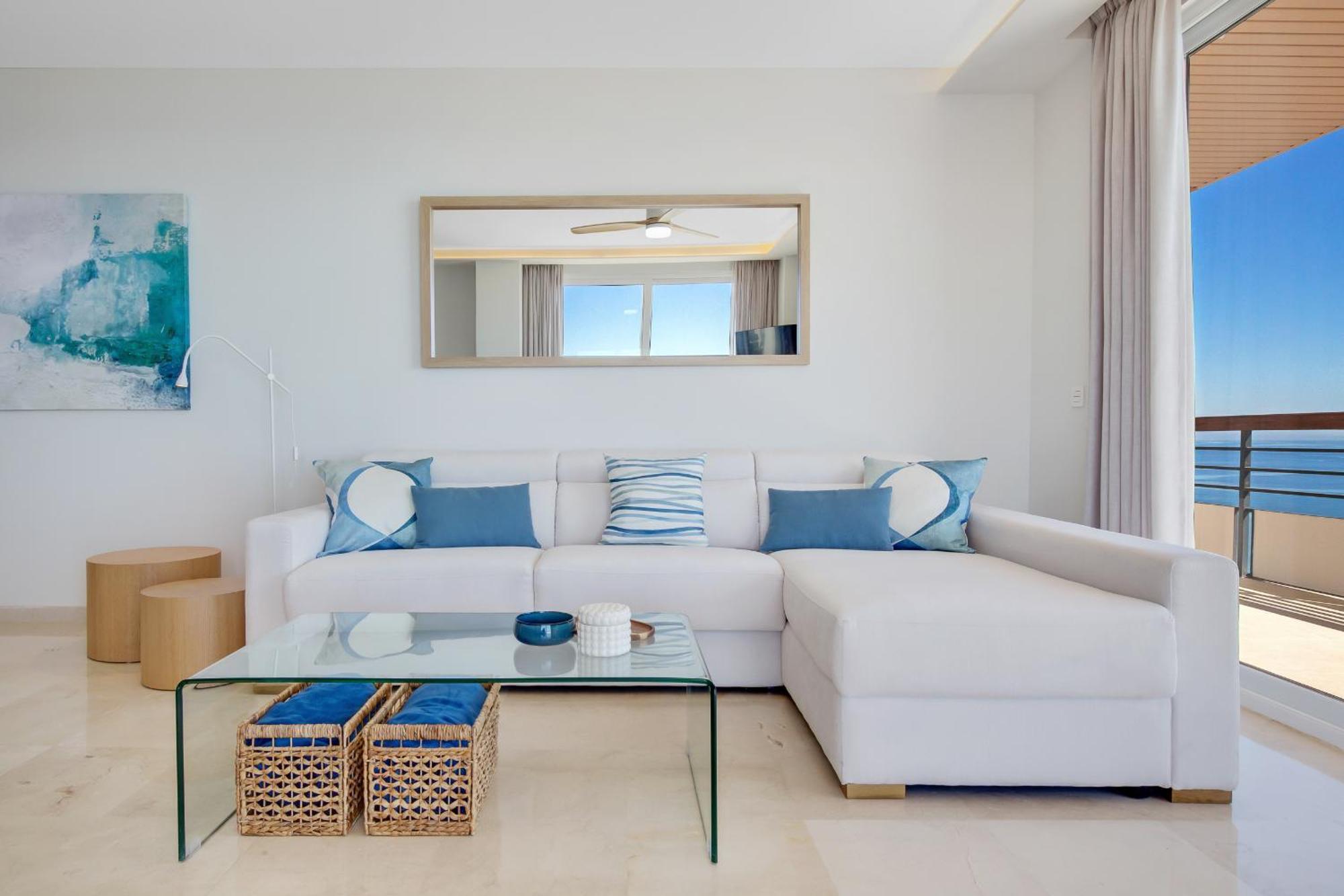 Santa Clara Modern & Exclusive Seafront Apartment Torremolinos Eksteriør bilde