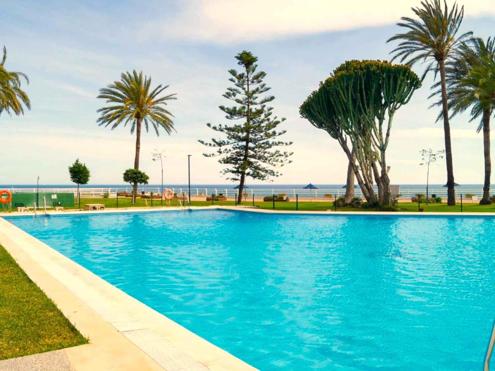 Santa Clara Modern & Exclusive Seafront Apartment Torremolinos Eksteriør bilde
