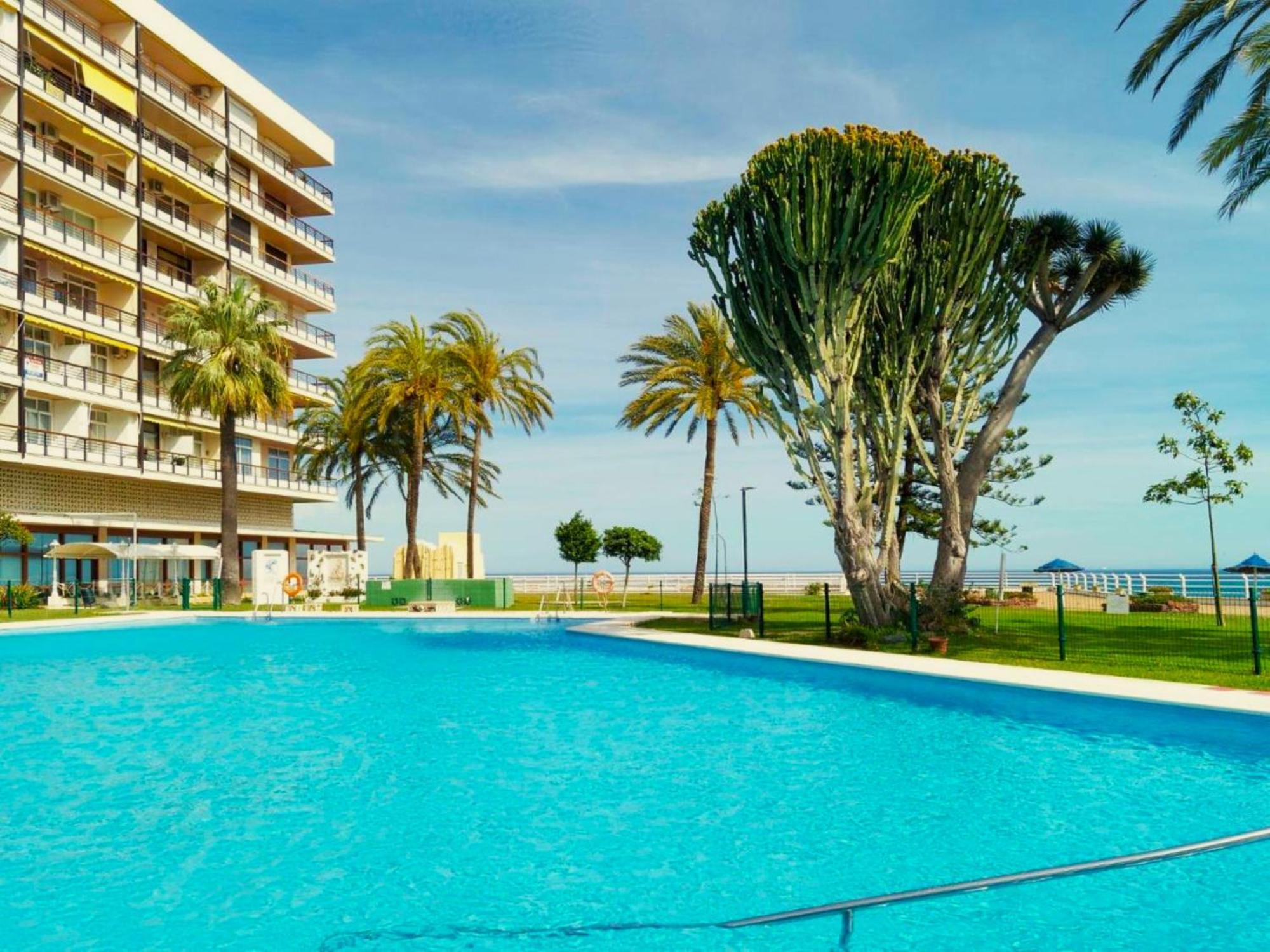 Santa Clara Modern & Exclusive Seafront Apartment Torremolinos Eksteriør bilde